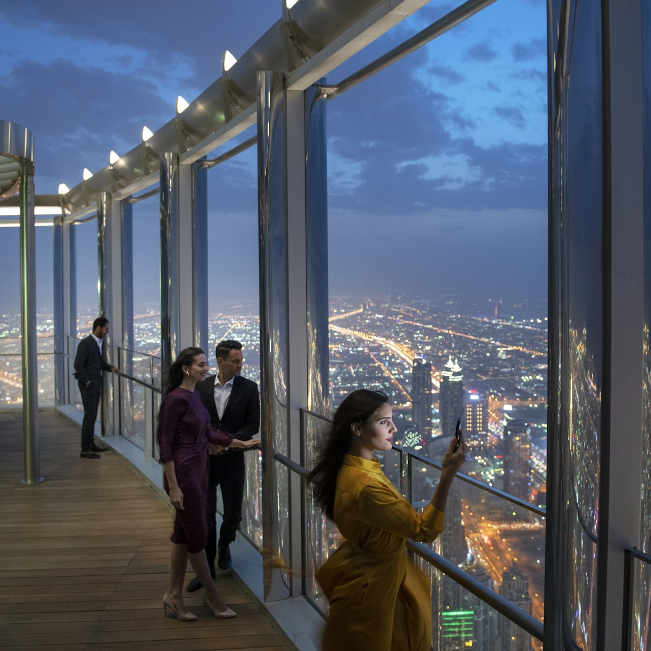 Sip gourmet canapes and drinks while gazing out over Dubai’s skyline from the world’s highest lounge where stunning views of the Gulf and desert await.
